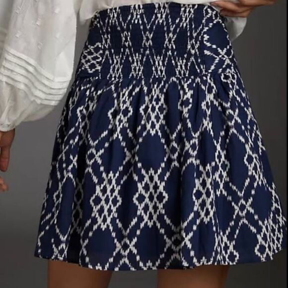 NWT Anthropologie Rimbaud Tie Waist Mini NWT
Skirt in Blue Motif Size M - Picture 4 of 11